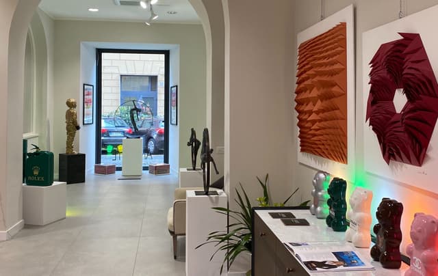 Gallery img